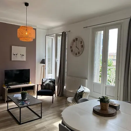 Magnifique 3 Pieces Joliette Parking Privatif דירה *